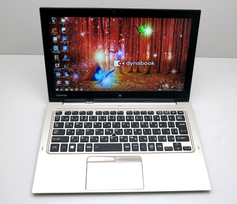 dynabook_R82