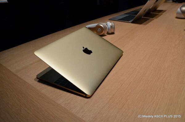 写真で見る12インチ新MacBookは3色展開で極薄となって登場