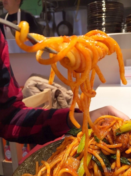 ロメスパバルボア