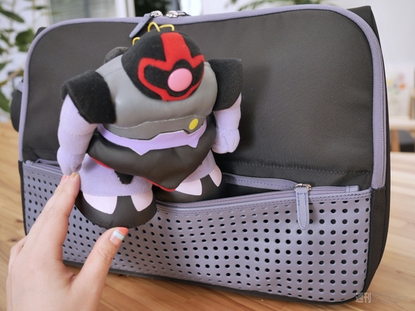 ひらくPCバッグ