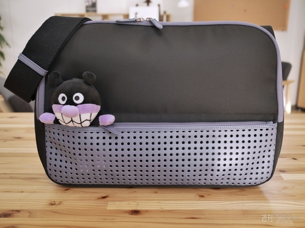 ひらくPCバッグ