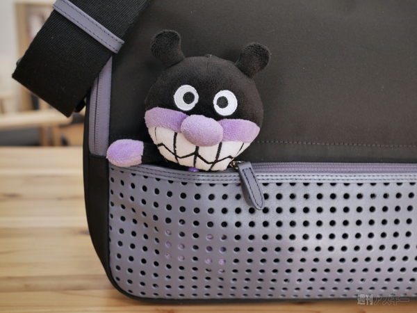 ひらくPCバッグ