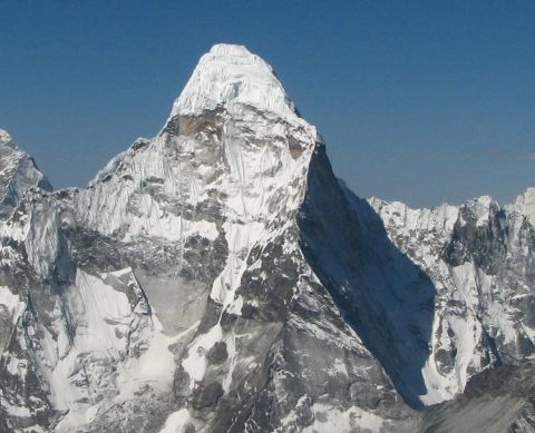 AmaDablam2