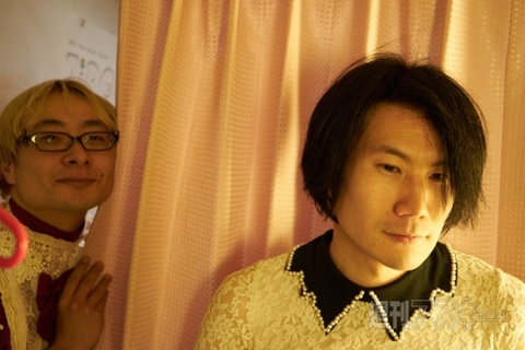 遊び尽くしたオコトの嗜み？ 新宿二丁目ぶらり女装体験：週間リスキー