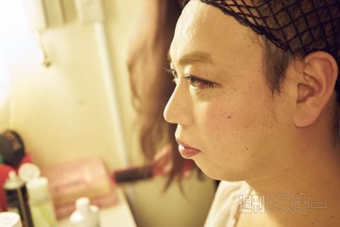 遊び尽くしたオコトの嗜み？ 新宿二丁目ぶらり女装体験：週間リスキー