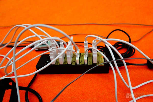 モバイルプリンス、沖縄で48台のiPhoneに激写される：週間リスキー