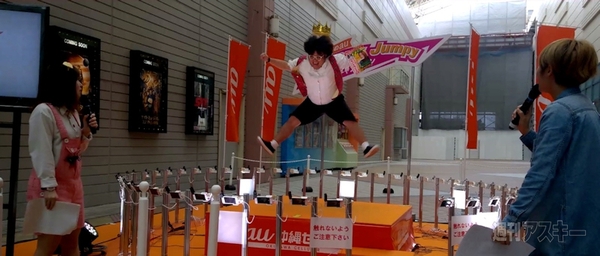 モバイルプリンス、沖縄で48台のiPhoneに激写される：週間リスキー