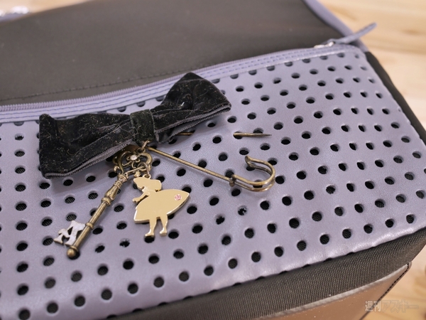 ひらくPCバッグ