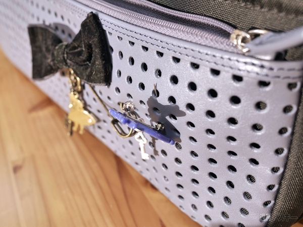 ひらくPCバッグ