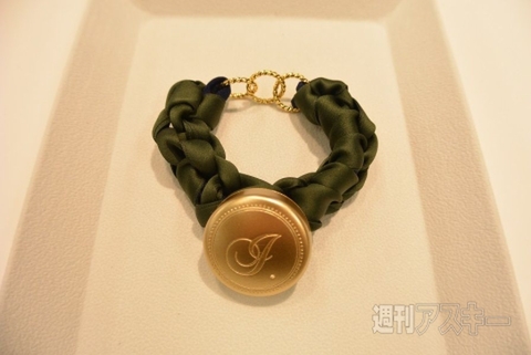 女子大生ウェアラブル