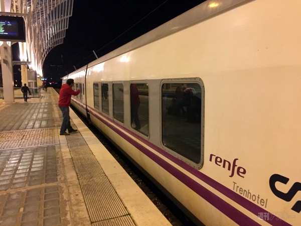 SIMフリースマホと大陸横断の旅01