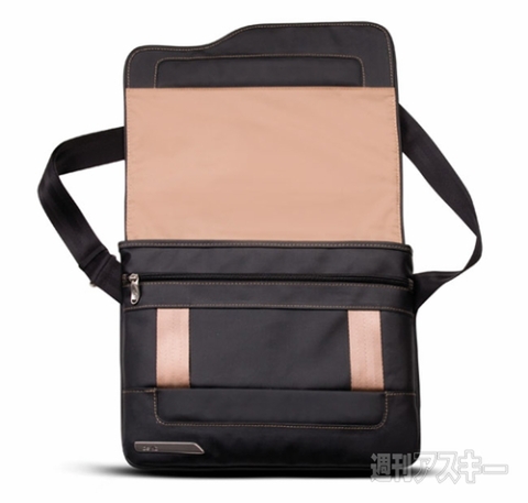 be.ez LE reporter MacBook Roppongi Avenue MacBook