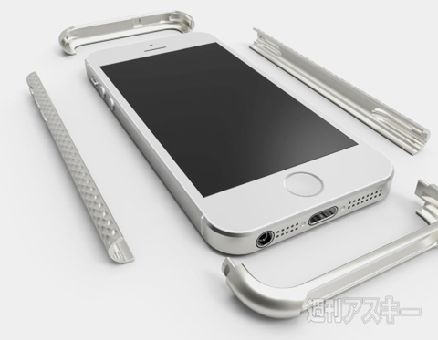 15万円でもバカ売れの超高級iPhoneケースの製造工場に潜入！【カオスだもんね！】 - 週刊アスキー