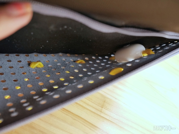 ひらくPCバッグ