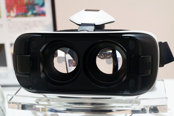 20150408gearvr
