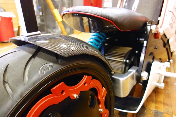 zecOOデザイナー 根津氏インタビュー