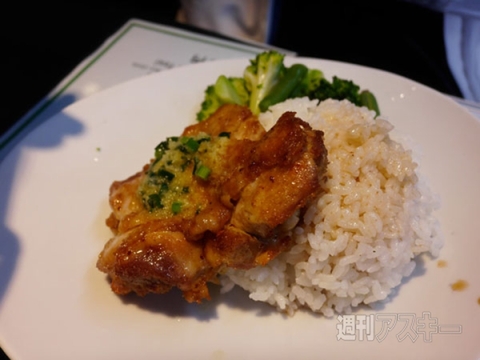 SIMフリー　香港