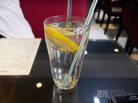 SIMフリー　香港