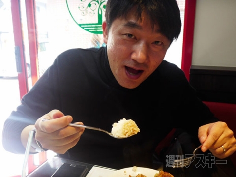 SIMフリー　香港