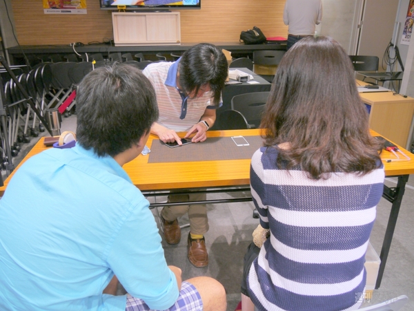 AppBank Storeガラス貼りイベント