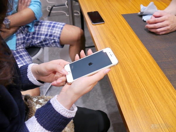 AppBank Storeガラス貼りイベント