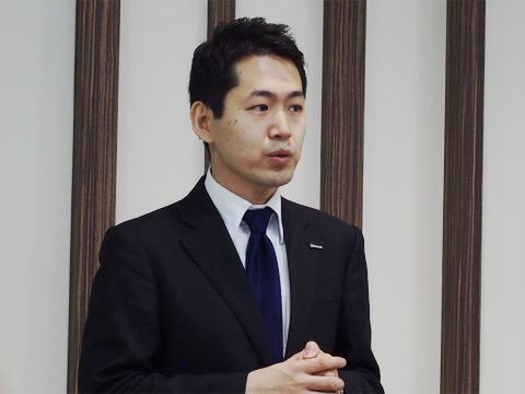 “Skype”の名前は変えるべきか否か？