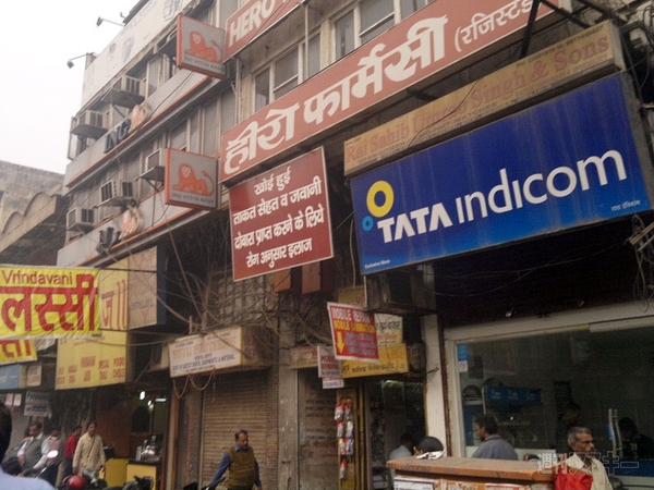 ドコモ　2015年夏モデル　TD-LTE