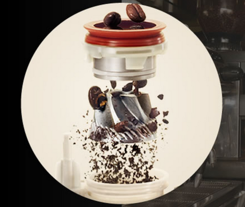 コーヒー好きイタリア人が生み出す世界一の全自動エスプレッソマシン