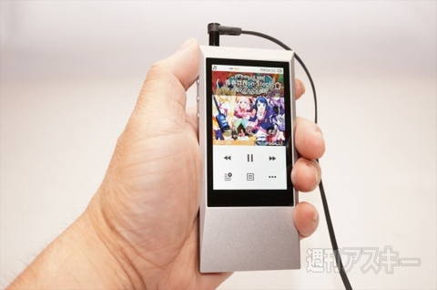 ポータブルプレーヤー i - AKJr レビュー】AKシリーズの入門に最適、“薄いハイレゾプレーヤー