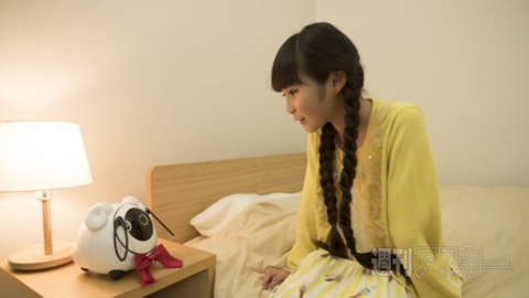 ドコモとタカラトミー共同開発のクラウド型ロボット