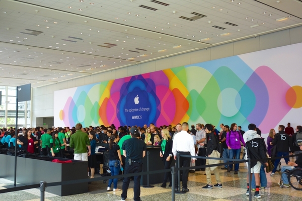 アップル世界開発者会議 会場に潜入してきた：WWDC2015