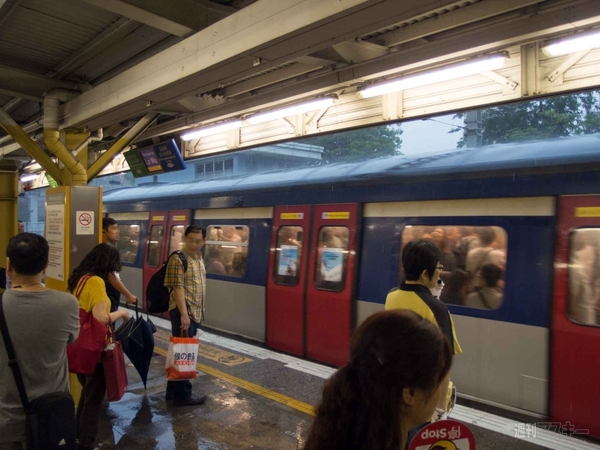 SIMフリースマホと海外弾丸の旅