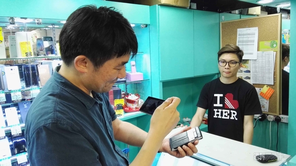 SIMフリースマホと海外弾丸の旅