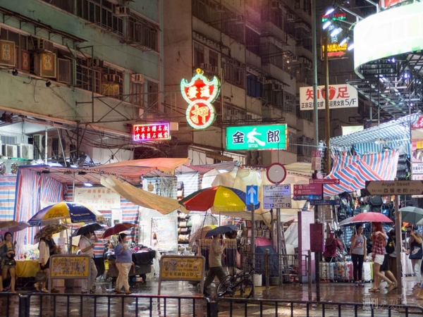 SIMフリースマホと海外弾丸の旅