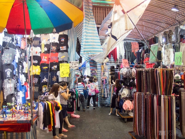 SIMフリースマホと海外弾丸の旅