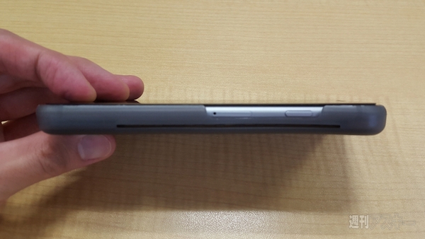 SIMとかが入るiPhone6用のいかがわしいケース：週間リスキー