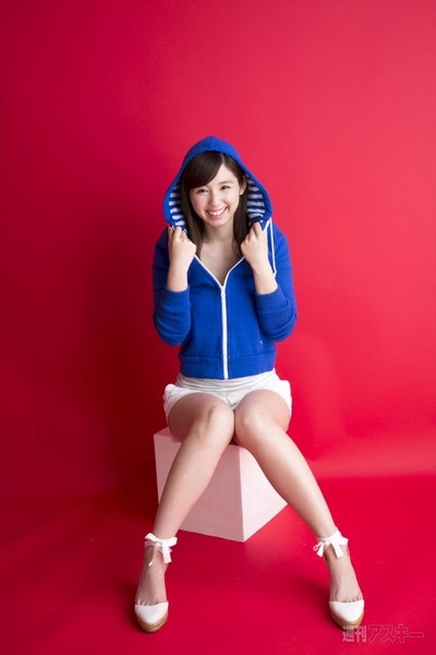 小池伊奈「なるべく早く結婚したいんです!」｜表紙の人