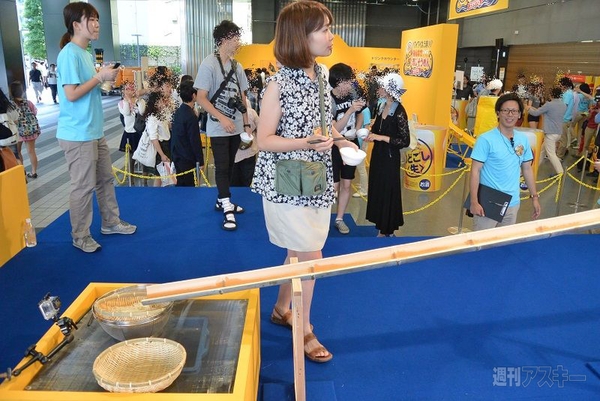 巨大流しそうめんでギネスチャレンジ