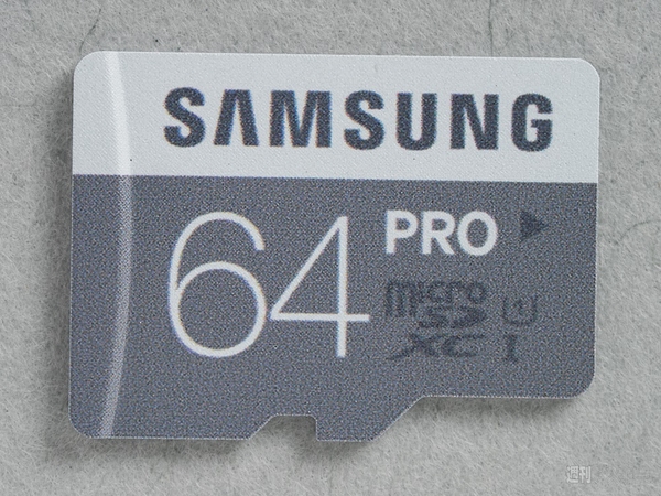 microSDカードで内蔵ストレージを強化