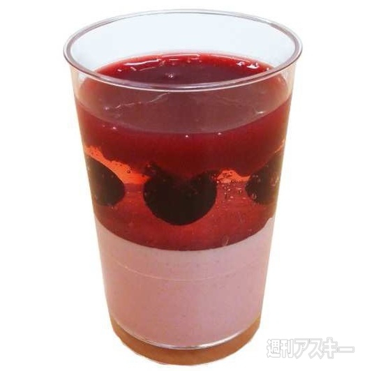 クランベリーパンナコッタ