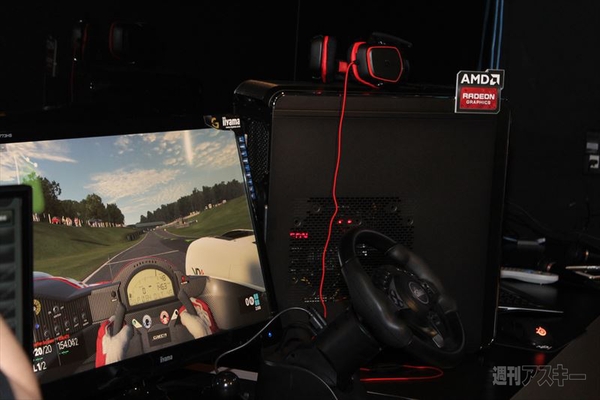 紗倉まなさんがピッチリ衣装で登場!?ユニットコム新ゲーミングブランド“LEVEL∞”発表会