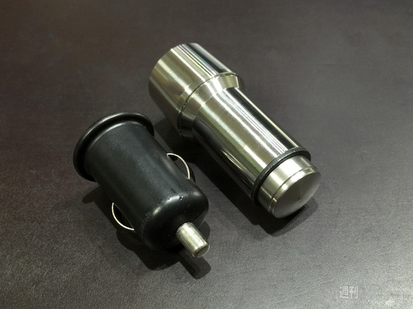 Ph_RISCII-USBCigarCharger_800pix