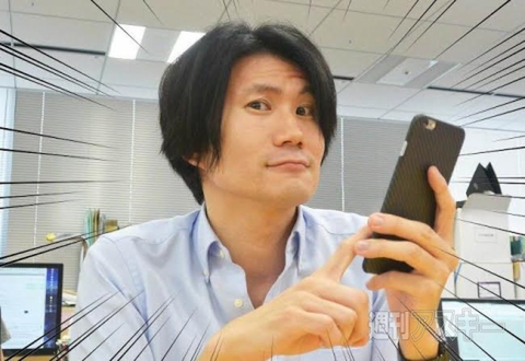 「スマホ」って言葉生み出したんだけど、なにか質問ある？