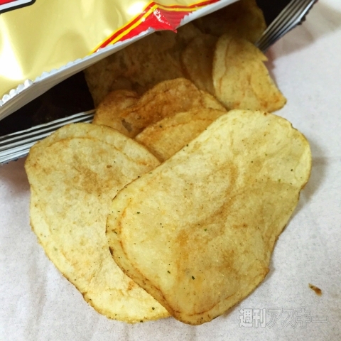 焼そばU.F.O.のポテトチップス