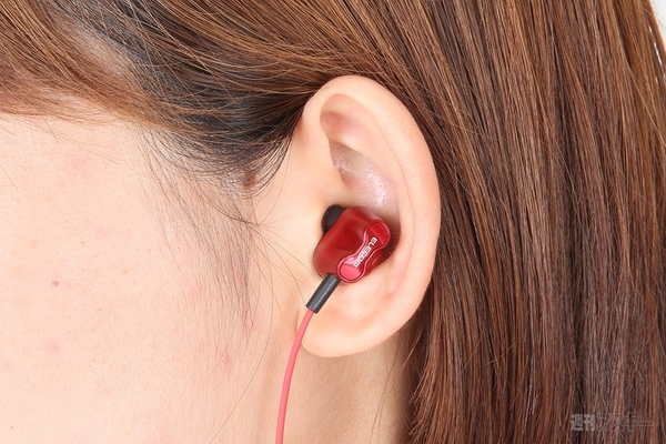 エレコムのイヤホン