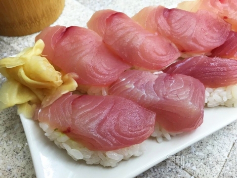 代々木に浮かび上がる東京の「九龍城」にある激安グルメ