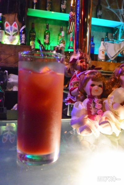 怪談ライブバー「スリラーナイト」