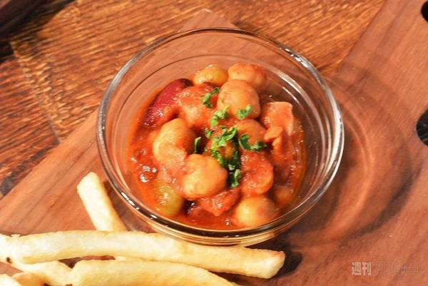 黄金マンガ肉カフェ