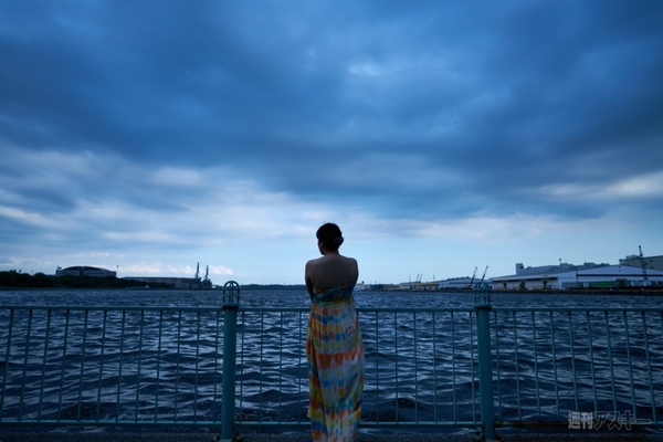 カーツァイスBatis 2/25