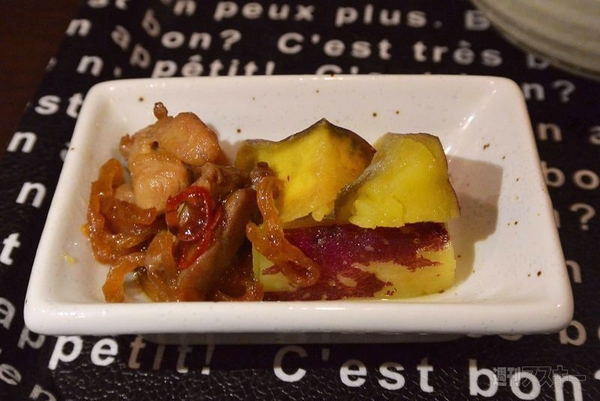 はみでる黒毛和牛カルビ丼